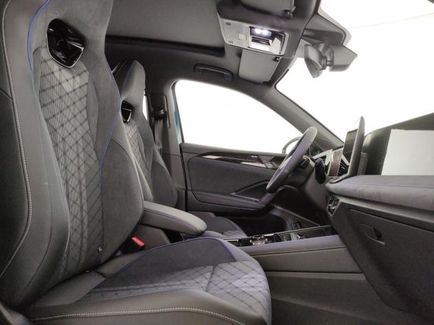 Volkswagen Tiguan 1.5 tsi ehybrid R-Line 204cv dsg - Foto 7