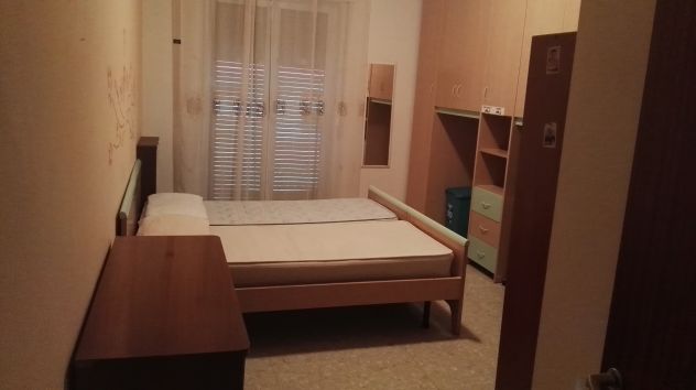 Camera ampia a Pescara per studenti - Foto 2