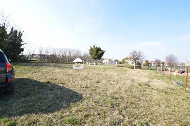 AREA EDIFICABILE di 3 vani e di 1040 mq (TREVIGNANO) rif. SW6_5 - Foto 4