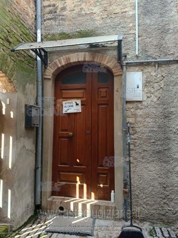 IMMOBILI-IMMOBILE RESIDENZIALE-Via Scesa De Dura n. 4 Vico 2 - Foto 2