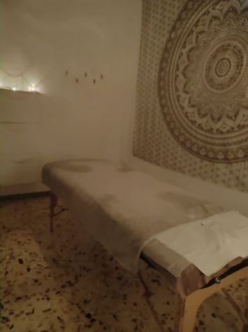 Massaggio decontratturante cervicale e schiena – anche a domicilio - Foto 2