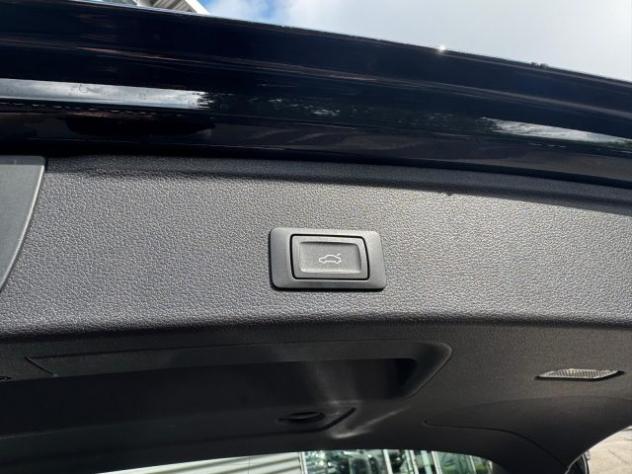 AUDI A4 AVANT 30 TDI MHEV S-TRONIC BUSINESS ADVANCED rif. 23876431 - Foto 9