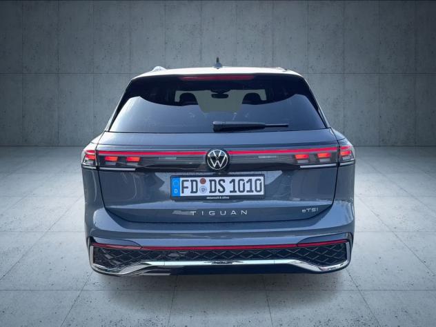 Volkswagen Tiguan 1.5 eTSI 110KW ACT R-Line DSG Navi Gancio Led Camera - Foto 7