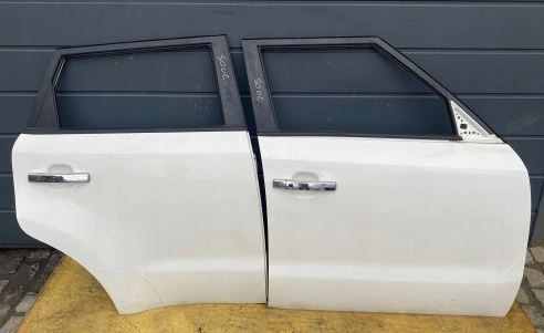 PORTA ANTERIORE E POSTERIORE DX KIASOUL DAL 2014 AL 2020