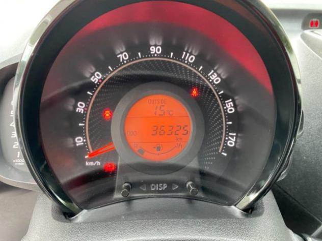 TOYOTA Aygo Connect 1.0 VVT-i 72 CV 5p x-play rif. 20379242 - Foto 6