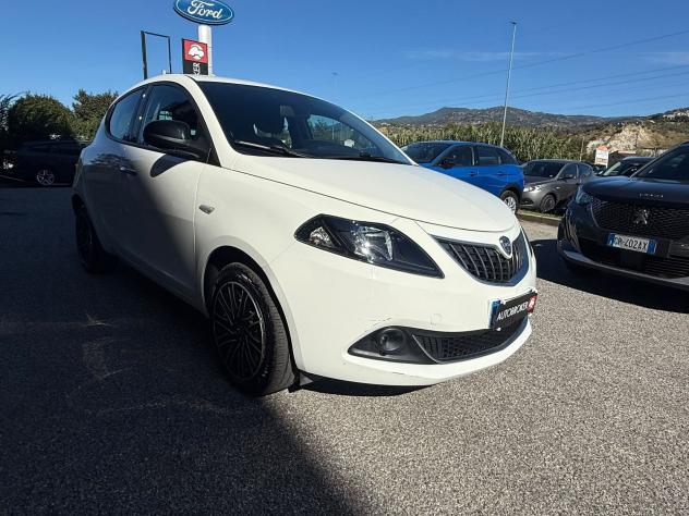 Lancia Ypsilon Ypsilon 1.0 firefly hybrid Gold s&s 70cv - Foto 3