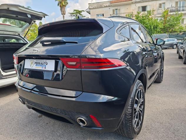 Jaguar E-Pace 2.0D 150 CV AWD aut. R-Dynamic - Foto 10