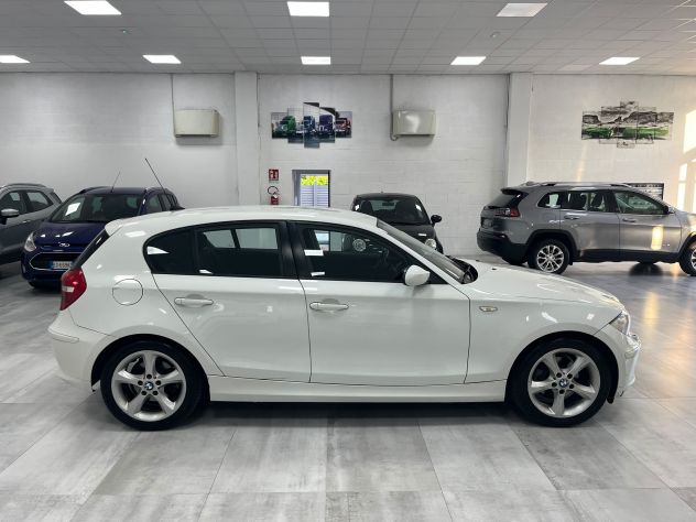 BMW 118 i 5 porte 143cv - Foto 4