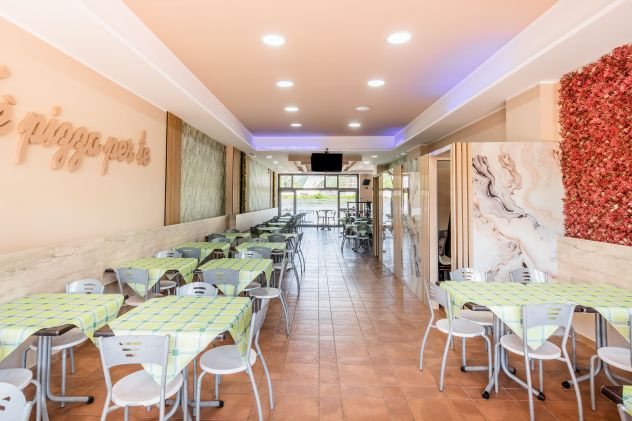 Mercato San Severino – storica pizzeria nel verde con 150 coperti