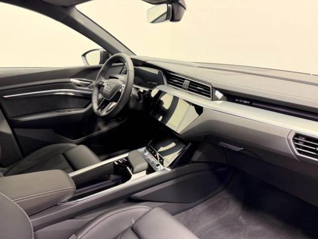 AUDI Q8 SPORTBACK E-TRON 55 QUATTRO S LINE - RENT TO BUY rif. 24058192 - Foto 3
