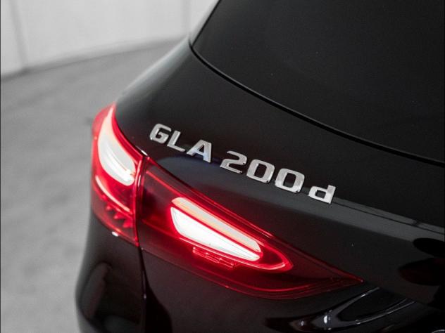 Mercedes-Benz GLA H247 200 d automatic - Foto 7