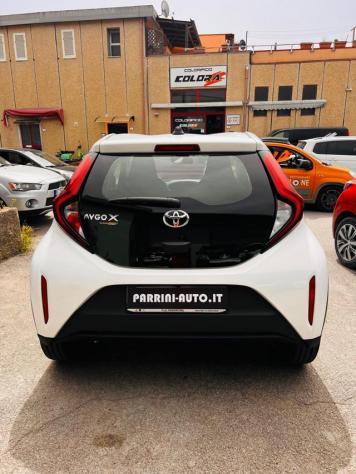 TOYOTA Aygo X 1.0 VVT-i 72 CV 5 porte Active rif. 19505355 - Foto 4