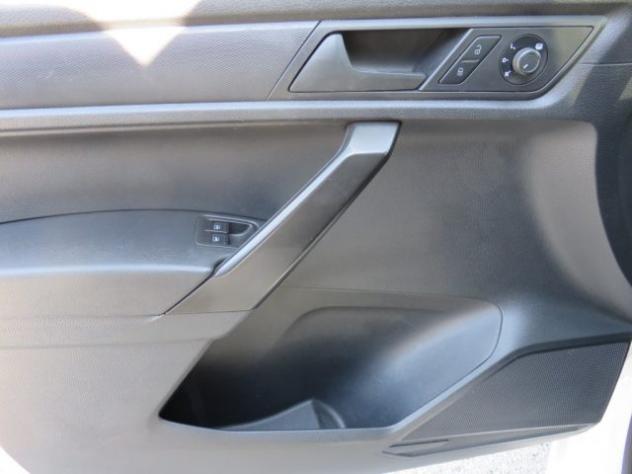 VOLKSWAGEN Caddy 1.4 TGI BUSINESS Maxi rif. 24157437 - Foto 9
