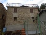 VENDESI A REZZO GRANDE CASA INDIPENDENTE BIFAMILIARE, CON TERRAZZA,  CON GI &hellip;