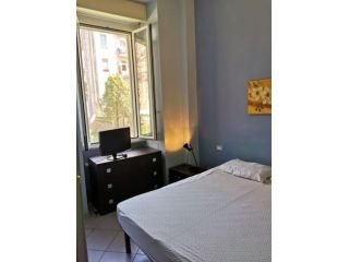 TRASTEVERE BILOCALE COMPLETAMETE ARREDATO