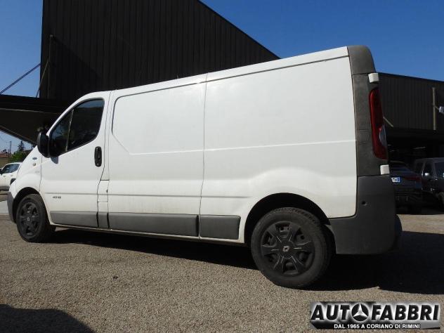RENAULT TRAFIC L2 H1 PASSO MEDIO CLIMA PN M+S - Foto 6