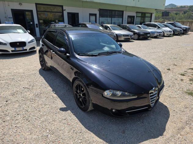 ALFA ROMEO 147 1.9 JTD 120 CV OK NEOPATENTATI - Foto 8