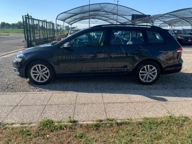VOLKSWAGEN Golf Variant 1.6 TDI 115 CV DSG Executive BlueMotion Tech. rif. 23910668 - Foto 9