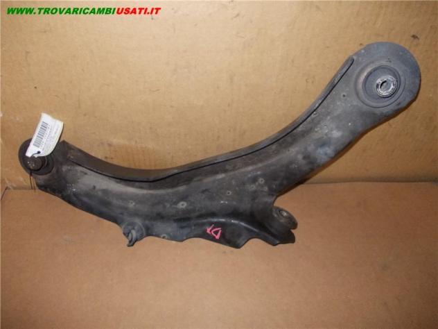 BRACCIO OSCILLANTE INF.D.SOSP.ANT. 1.9 TDCI RENAULT MEGANE (C84/B84) 3p / 5p  Meccanica  Assale  Sospensioni  Braccio oscillante (ant. RENAULT - MEGAN