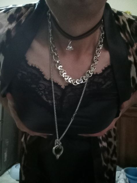 Travesta femminile magra ospitale x ๐น๐น๐น๐น๐น - Foto 3 Tel:3717446886