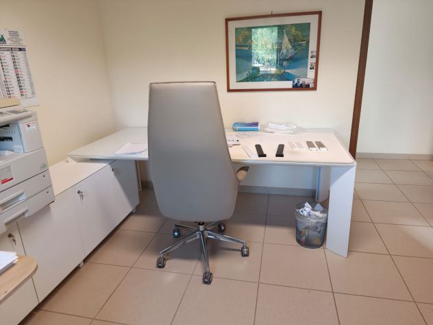 ARREDAMENTO UFFICIO DI DESIGN  VENDITA - Foto 4