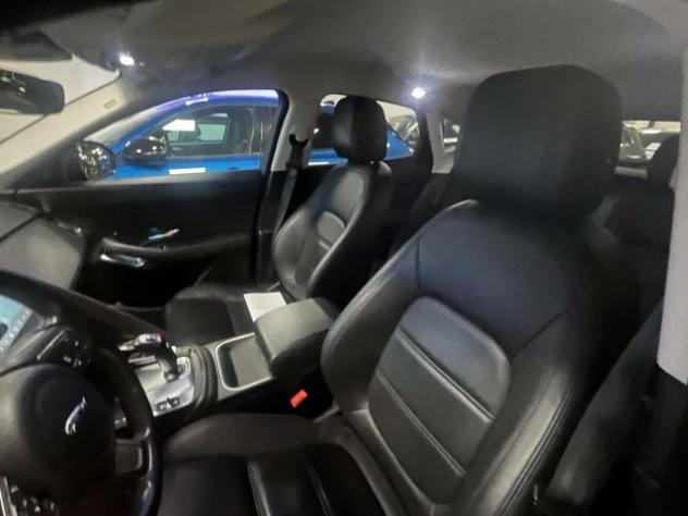 JAGUAR E-Pace E-Pace 2.0 i awd 200cv auto rif. 23801829 - Foto 10