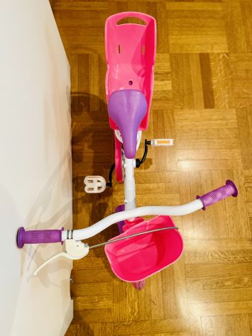 Bicicletta Barbie 12” con cestino e seggiolino – Ottime condizioni - Foto 3