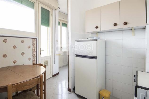 Appartamento con balcone e garage libero ed abitabile - Foto 8