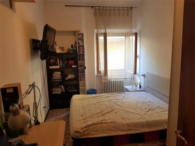 Orvieto - Vendesi appartamento indipendente con cantina e locali magazzino nelle immediate vicinanze del centro storico. - Foto 6