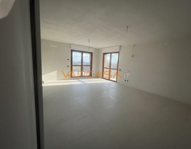 Esclusivo Attico Moderno con Terrazza Panoramica a Livello - Foto 6