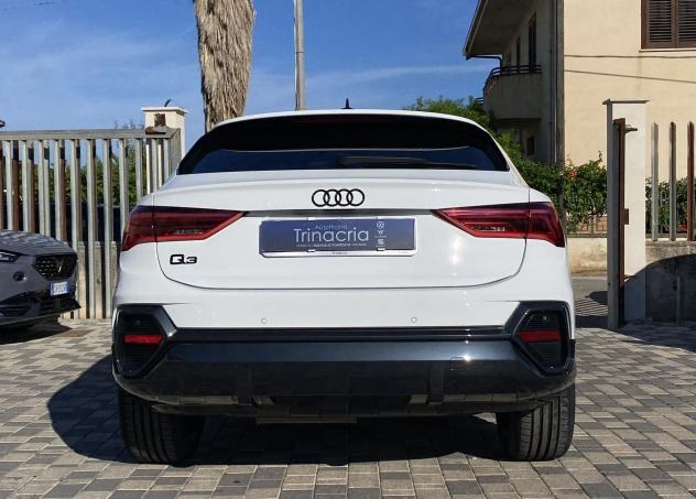 Audi Q3 SPB Business 2.0 TDI 150CV S-Tronic 35 - Foto 5