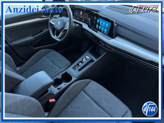 VOLKSWAGEN Golf 1.0 eTSI EVO DSG Life rif. 24054963 - Foto 8