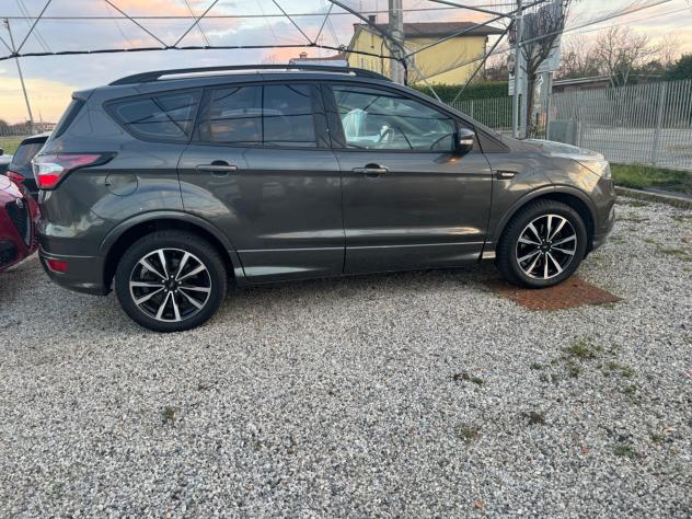 Ford Kuga 2.0 TDCI 150 CV S&S 4WD Powershift ST-Line - Foto 5