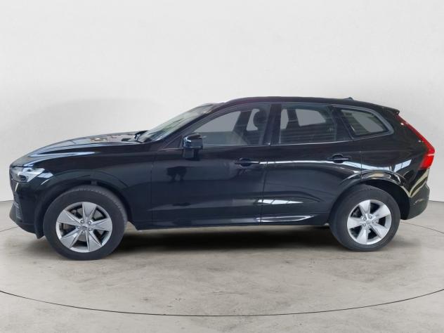 Volvo XC60 B4 D AWD automatico Momentum - Foto 4