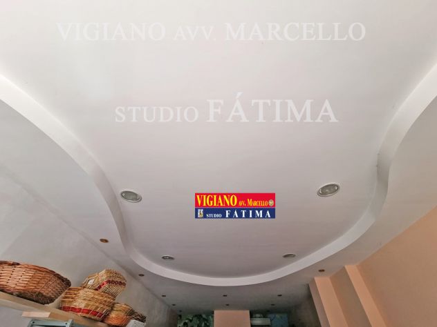 FOGGIA - VENDESI - LOCALECOMMERCIALE 2 INGRESSI - VIA MOLFETTA N. 30/D-MQ. 51 - Foto 5