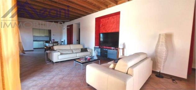 482 L - APPARTAMENTO IN VILLA CON TRAVI A VISTA, TERRAZZO, CANTINA E BOX - Foto 12