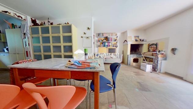 CASA INDIPENDENTE di 9 vani e di 330 mq (MONTEBELLUNA) rif. DG314A - Foto 5
