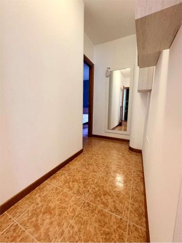 V005527 - TRILOCALE IN OTTIMO STATO, CON ASCENSORE, GARAGE E CANTINA - Foto 16