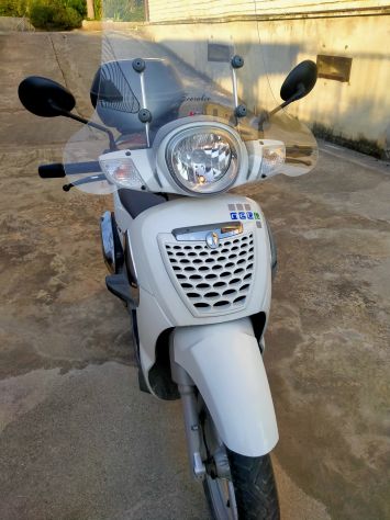 Scarabeo 125 ie - Foto 4
