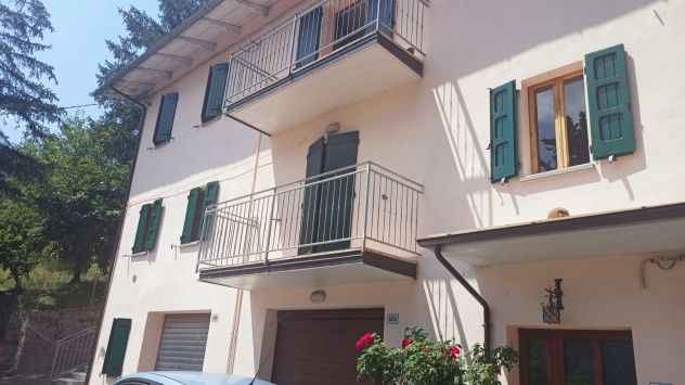RIF 214 Gaggio Montano a pochi km affittasi appartamento trilocale arredato