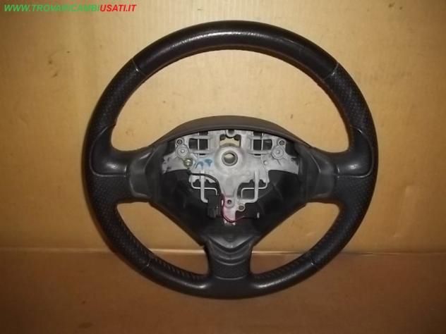 VOLANTE (nero, rivestito in pelle) PELLE-DOPPIA SPINA AIR BAG PEUGEOT 207 3 porte / 5 porte  Meccanica  Sterzo  Volante  Volante PEUGEOT - 207 3 porte