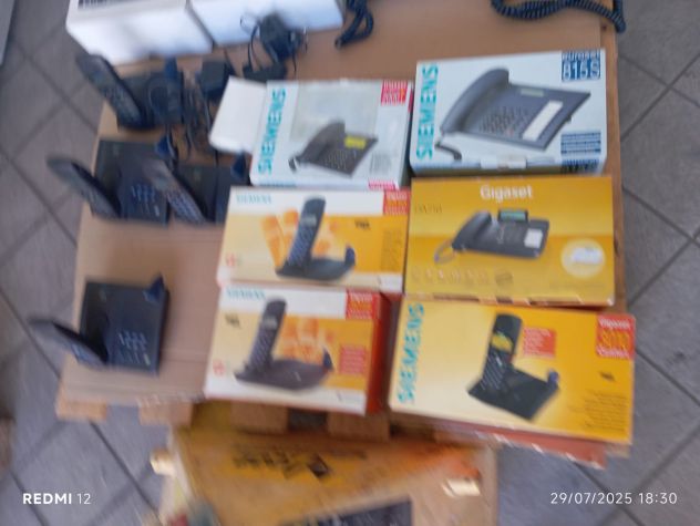 Cento telefoni casa/ufficio