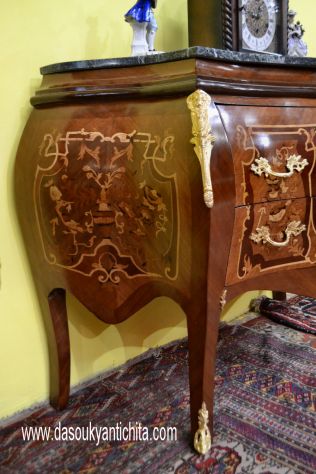 Comò e coppia di comodini intarsiati stile Luigi XV - Foto 10