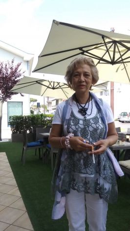Badante per donna o copia anziani autosufficienti,convivente