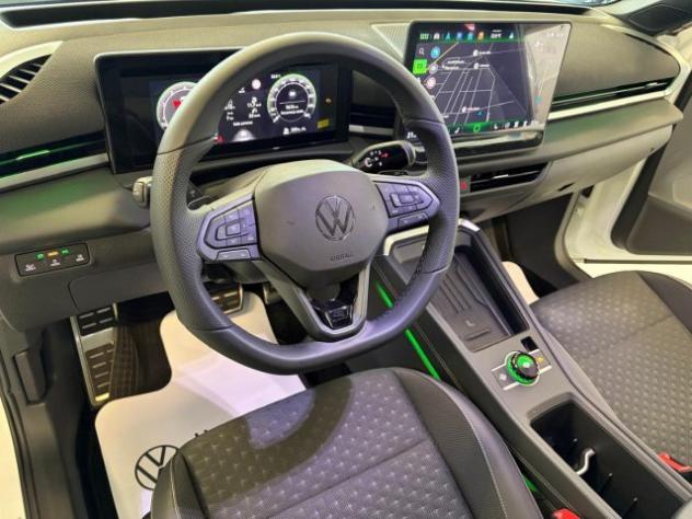 VOLKSWAGEN T-Roc 1.5 BENZ-MILD/HYBRID 150CV "R-Line" AZIENDALE rif. 23795936 - Foto 8