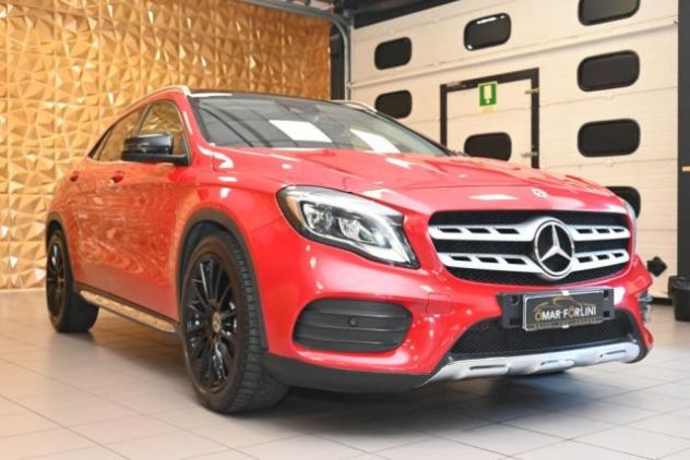 MERCEDES-BENZ GLA 200 PREMIUM AMG AUTO TETTO CAM PELLE LED 19"STRAFULL!! rif. 23699908 - Foto 2