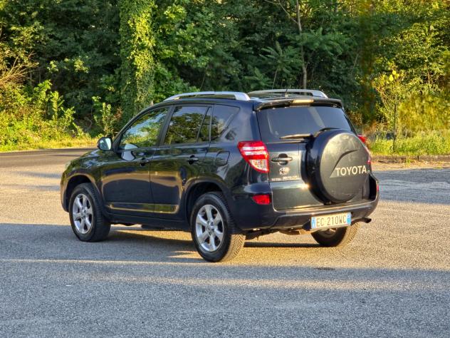 Toyota RAV 4 RAV4 2.2 D-4D 150 CV DPF Exclusive E5 Manuale 2010 4x4 - Foto 4