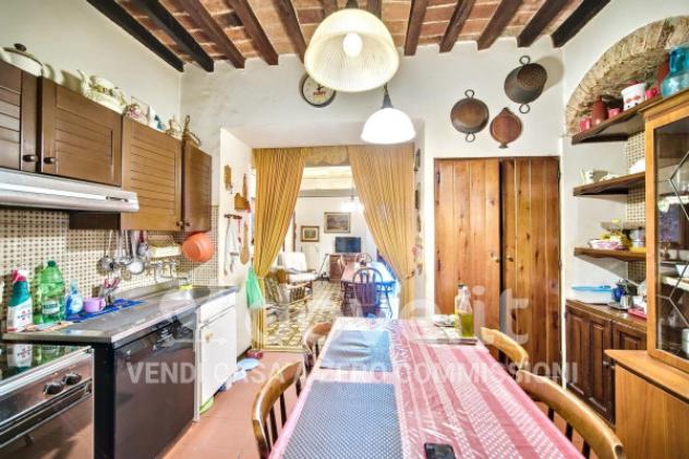Appartamento di 150 m² con più di 5 locali in vendita a Sinalunga - Foto 19