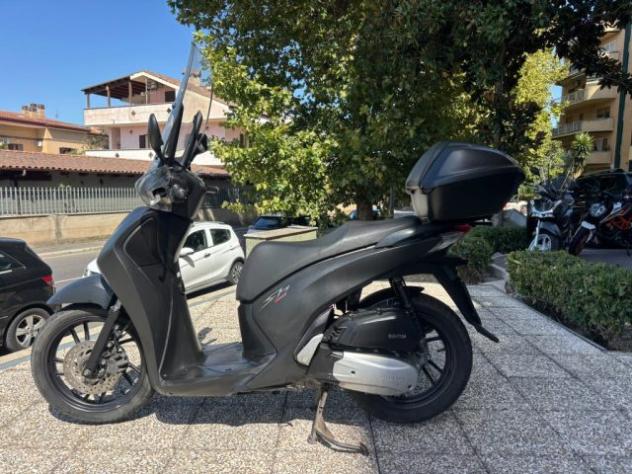 HONDA SH 150 SPORT PASSAGGIO E TAGLIANDO INCLUSO MINI RATE rif. 24114076 - Foto 2