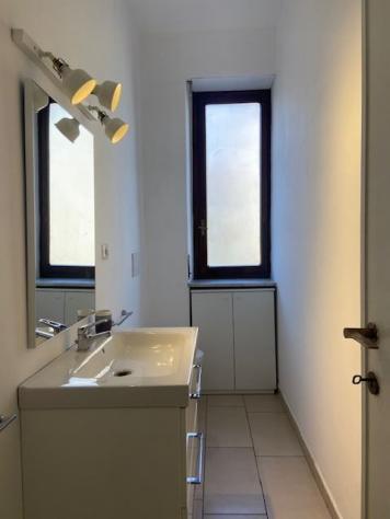 Camera arredata in elegante appartamento zona Valentino - Foto 15